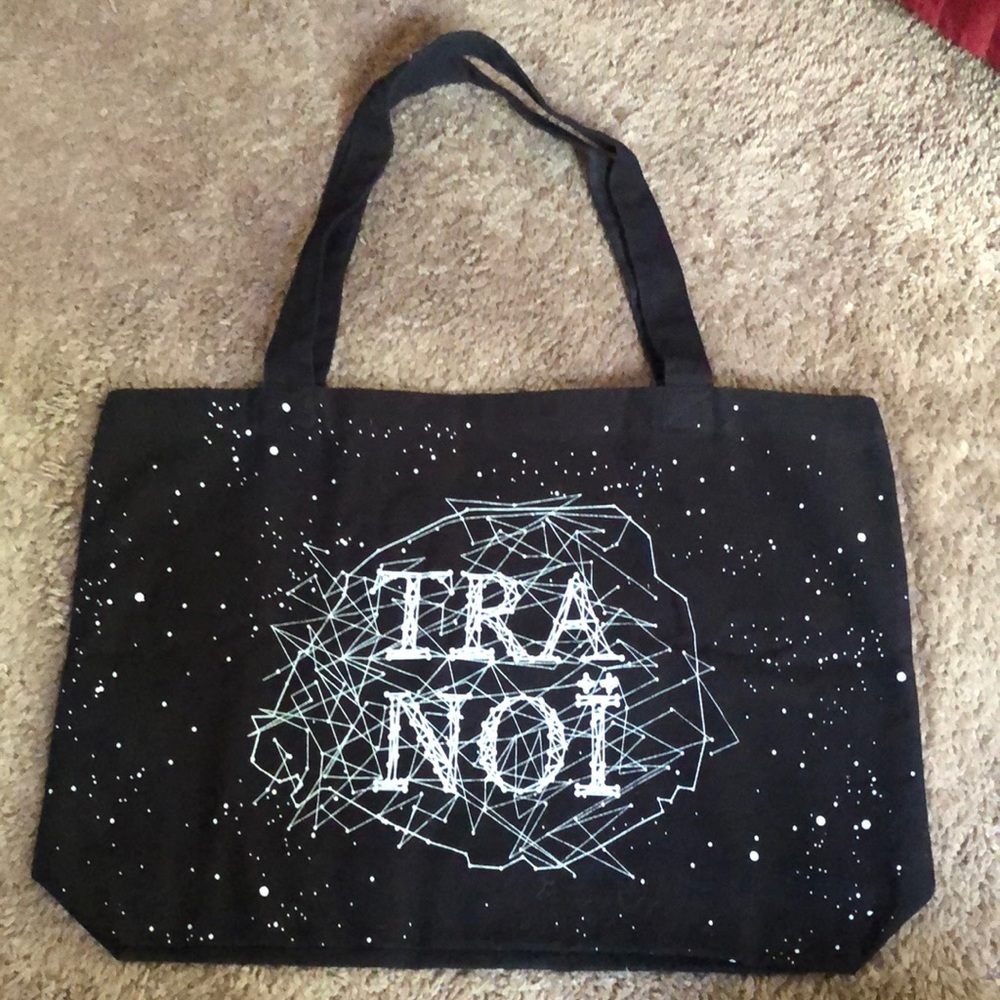 Tranoi black celestial canvas bag